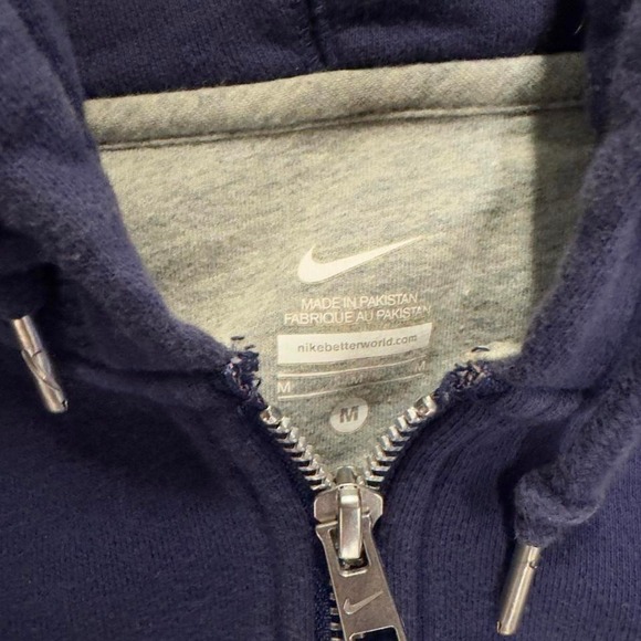 Vintage y2k women's purple Nike embroidered zip up hoodie - Picture 2 of 6